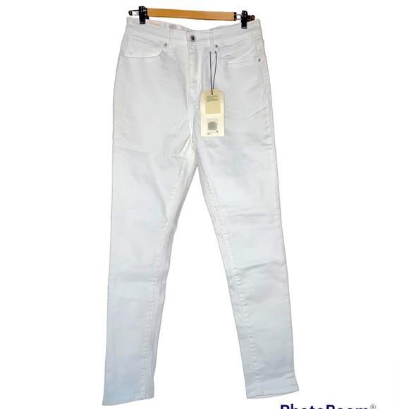 Levi's Denim - NWT *** 721 White Levis Jeans